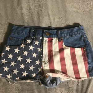 Vintage American Flag Shorts 🇺🇸